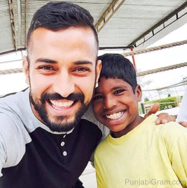 Garry sandhu with kid