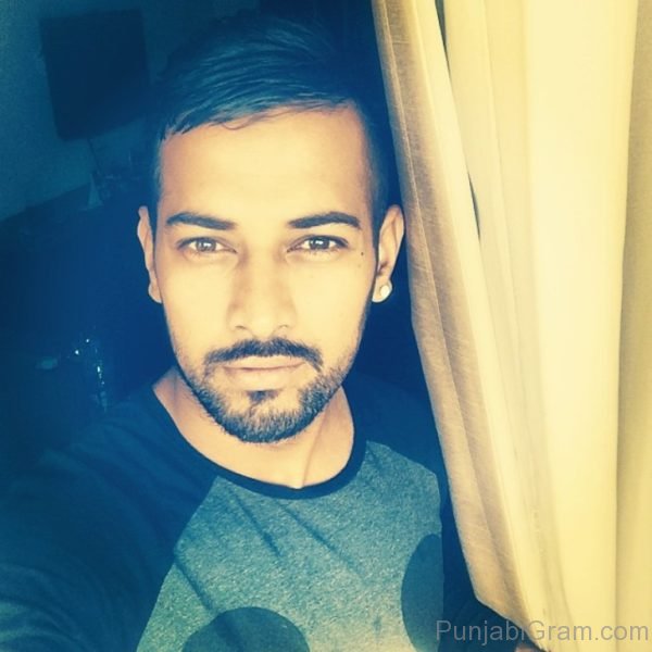 Image Of Garry Sandhu Looking Fashionable-281