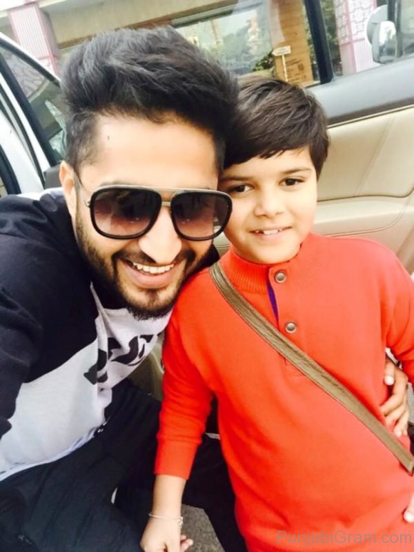 Jassi gill with kid