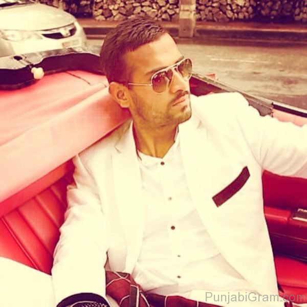 Photo Of Garry Sandhu Looking Impressive-284