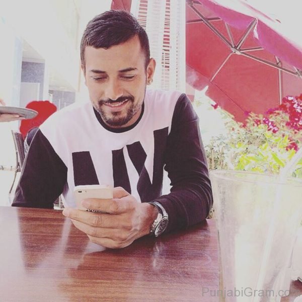 Photo Of Garry Sandhu Looking Nice-065