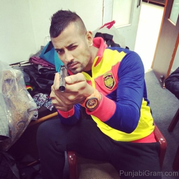 Photo Of Garry Sandhu Looking Smart-265