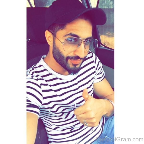 Photograph Of Fashionable Jassi Gill-248