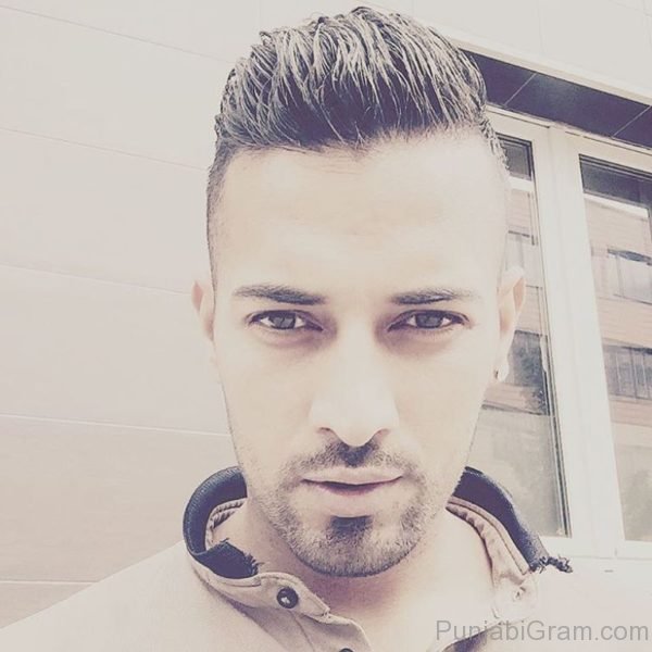 Photograph Of Garry Sandhu Looking Fashionable-043