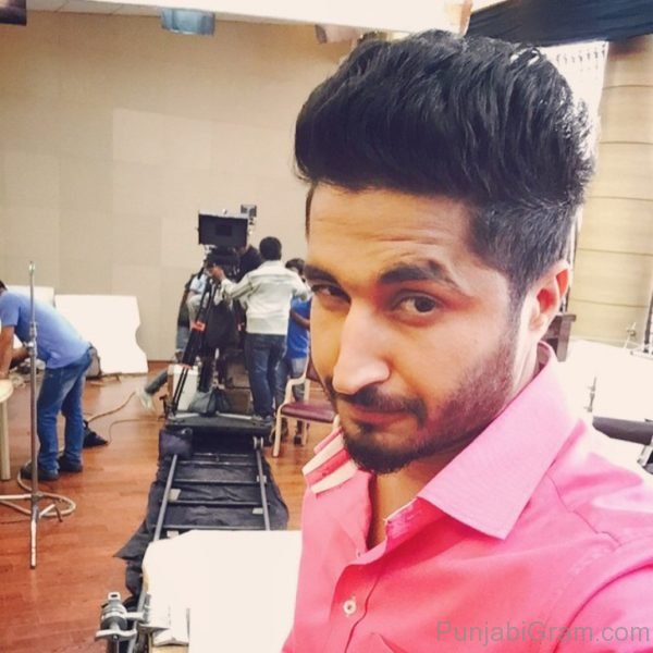 Photograph Of Jassi Gill Looking Good-777