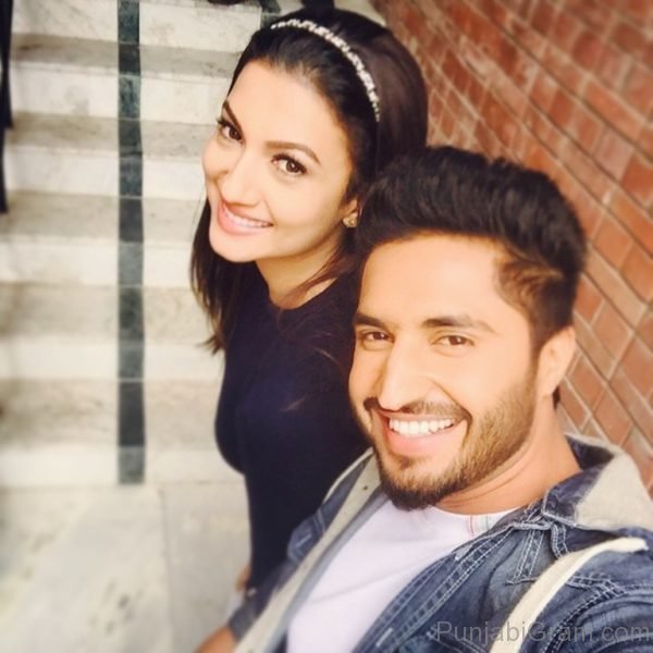 Photograph Of Of Elegant Jassi Gill-800