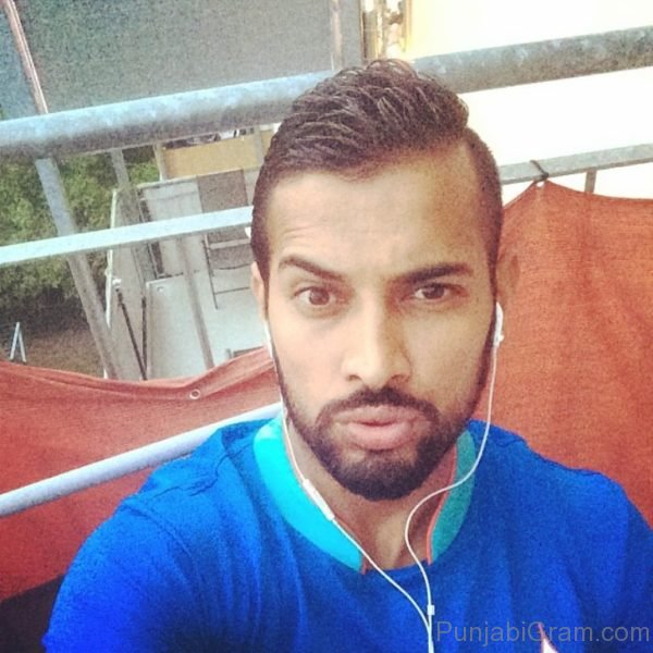 Pic Of Good-looking Garry Sandhu-316