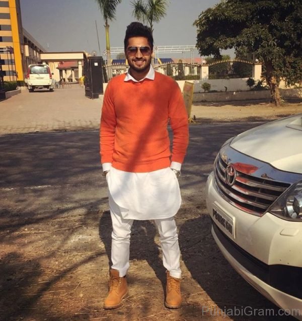 Pic Of Jassi Gill Looking Nice-146