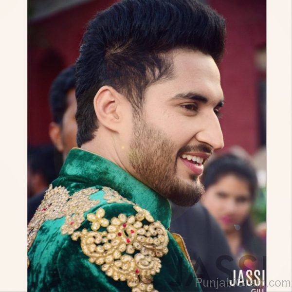 Pic Of Jassi Gill Looking Nice-788