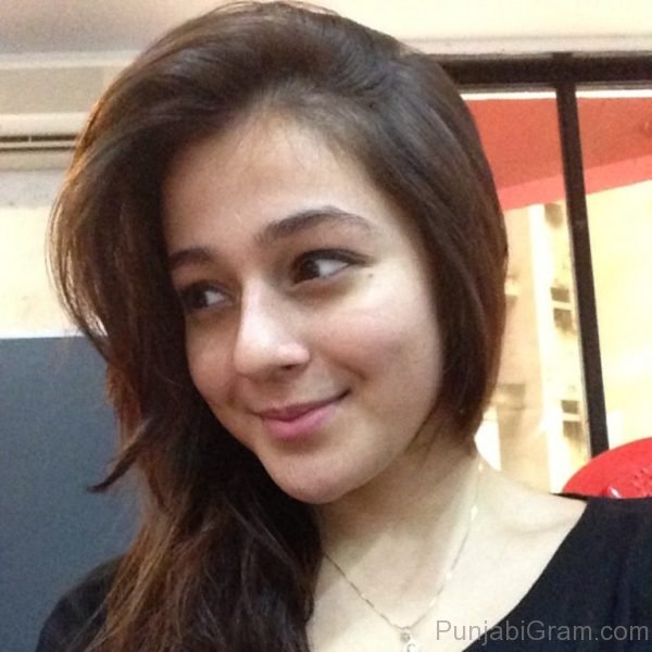 Pic Of  Priyal Gor Looking Superb-206