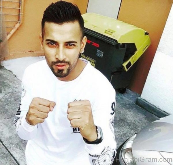 Pic of Garry sandhu in home