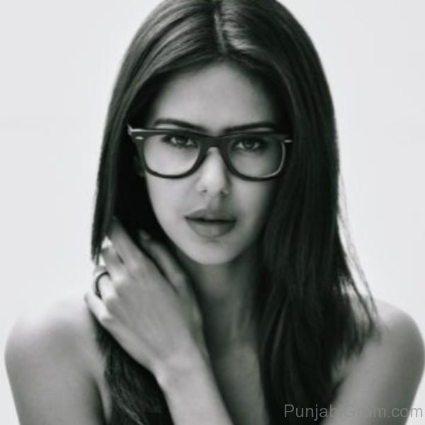 Picture Of Classy Sonam Bajwa-267