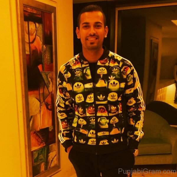 Picture Of Garry Sandhu Looking Personable-261