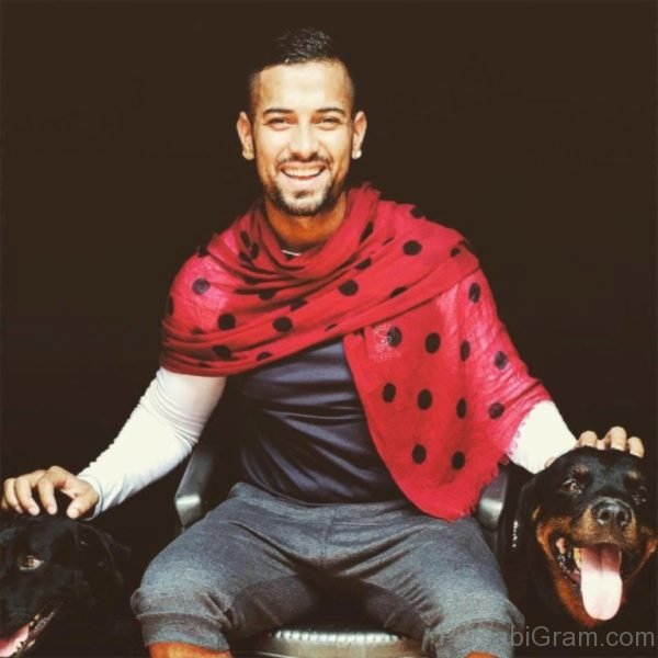 Picture Of Garry sandhu smiling