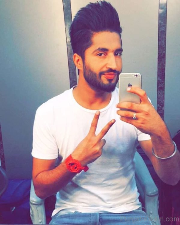 Picture Of Jassi Gill Looking Nice-147