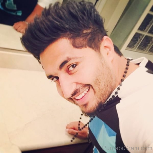 Picture Of Jassi Gill Looking Personable-710