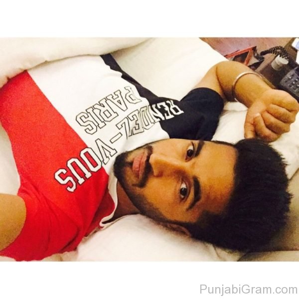 Picture Of Stylish Jassi Gill-830