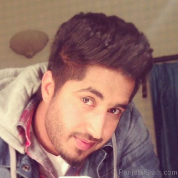 Stylish Singer Jassi Gill-495