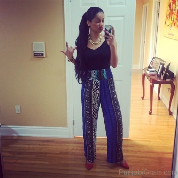 Image Of Lilly Singh Looking Cute 2