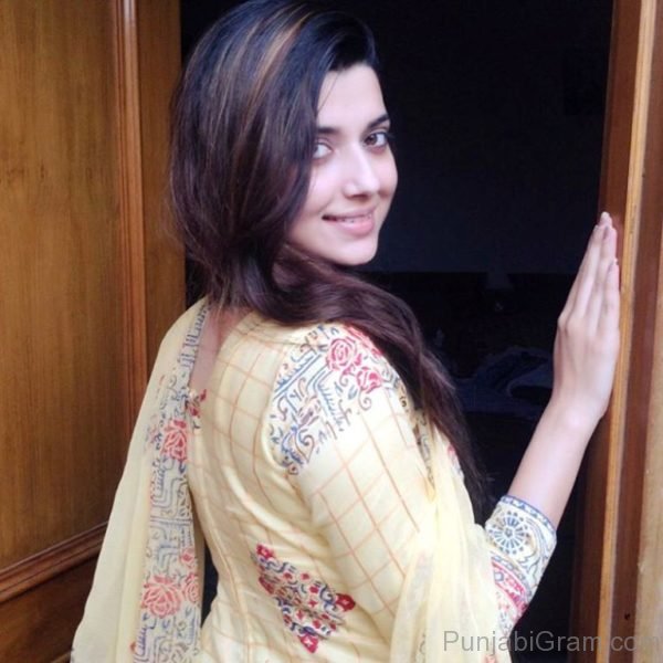 Image Of Lovely Nimrat Khaira