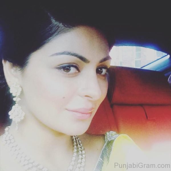 Image Of Neeru Bajwa Looking Charming