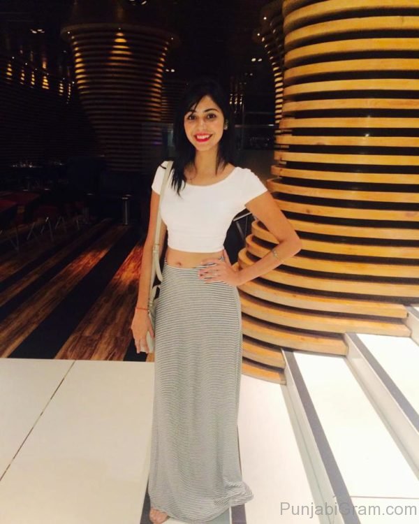 Image Of Priyanka Bhardwaj Looking Gorgeous 055