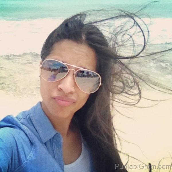 Image Of Splendid Lilly Singh 1