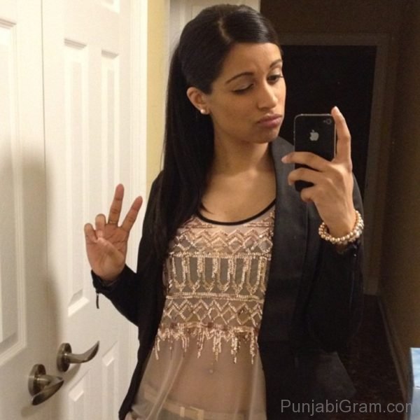 Lilly Singh Looking Classy