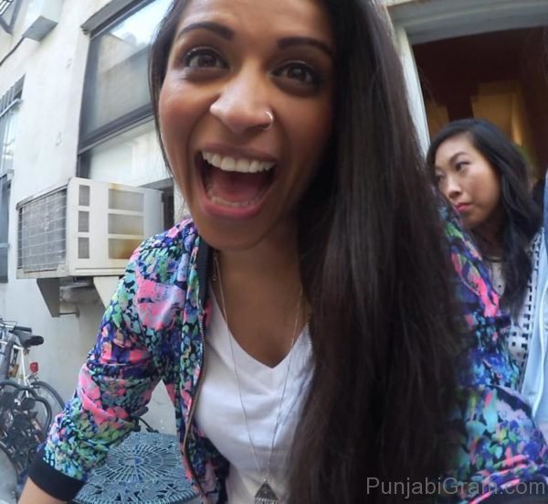 Lilly Singh Looking Fabulous 2