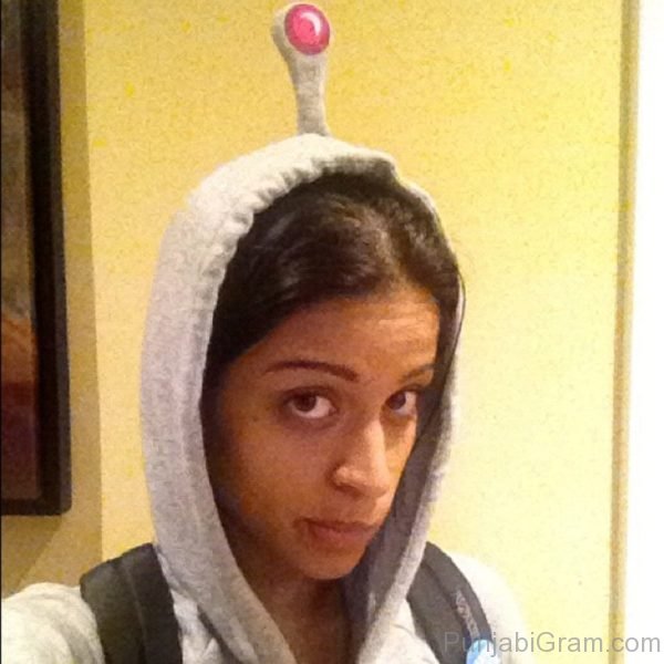 Lilly Singh Looking Pretty 1