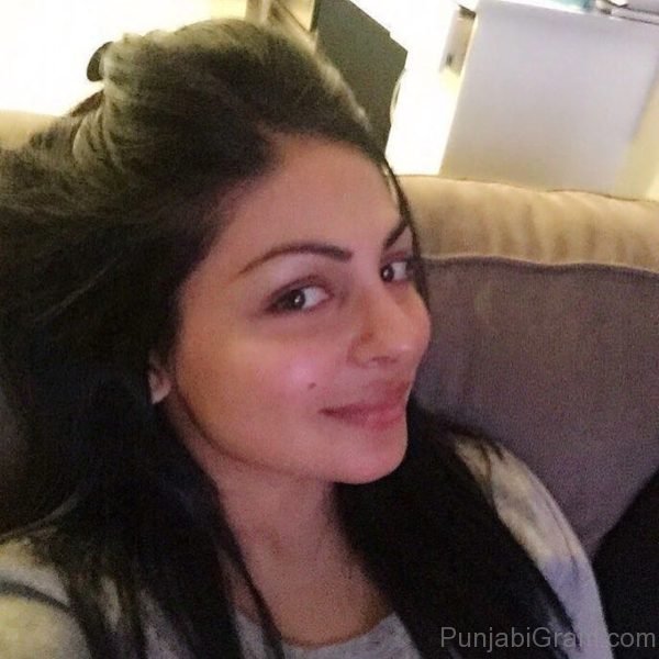 Neeru Bajwa Looking Gorgeous