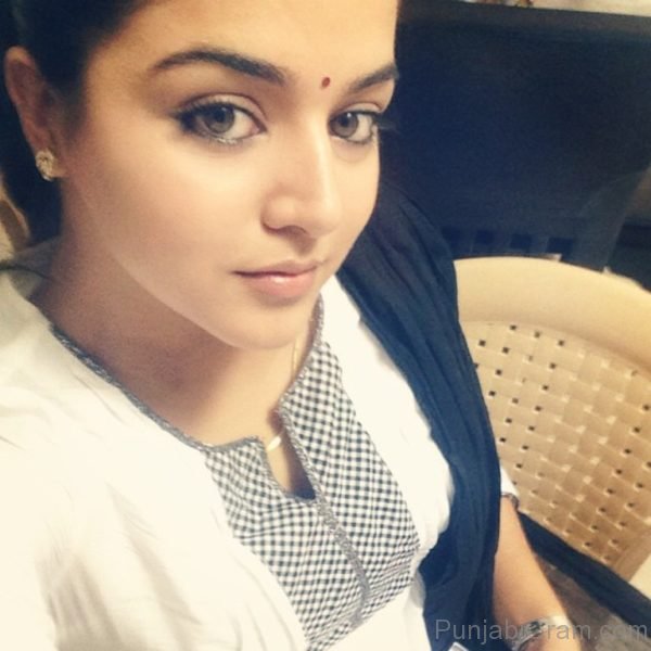 Photo Of Beauteous Wamiqa Gabbi 453