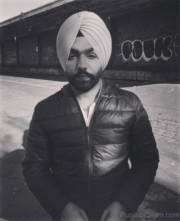 Photo Of Fashionable Ammy Virk 110