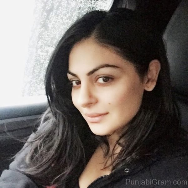 Photo Of Neeru Bajwa Looking Pretty