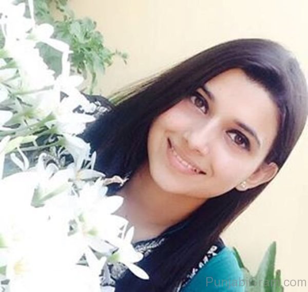 Photo Of Nimrat Khaira Looking Cute