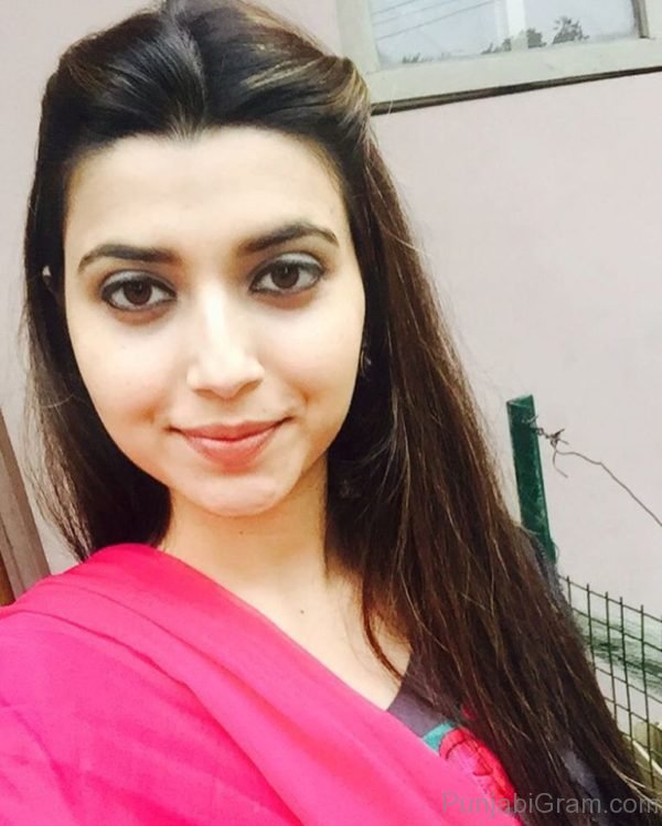 Photo Of Nimrat Khaira Looking Elegant