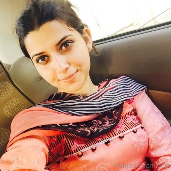 Photo Of Nimrat Khaira Looking Magnificent