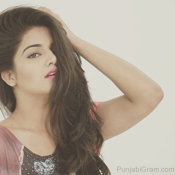 Photo Of Punjabi Actress Wamiqa Gabbi 006