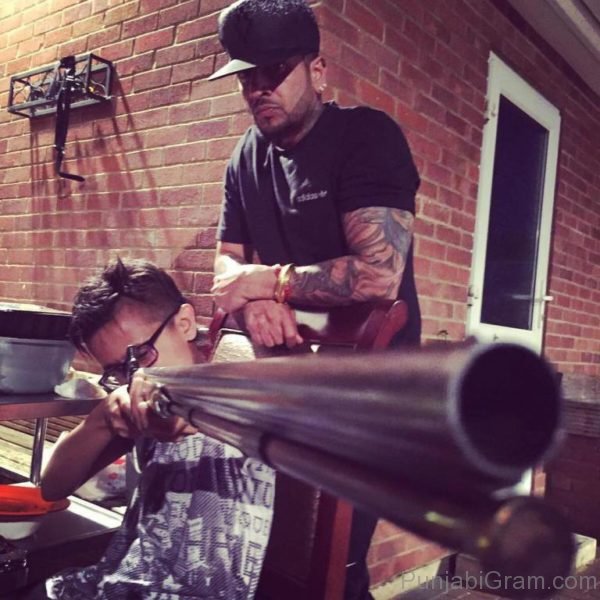 Photo Of Punjabi Model Jazzy B 389