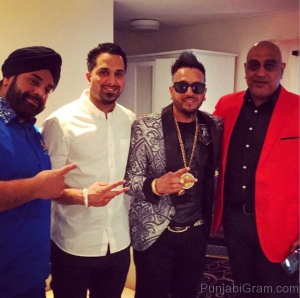 Photo Of Punjabi Singer Jazzy B 337