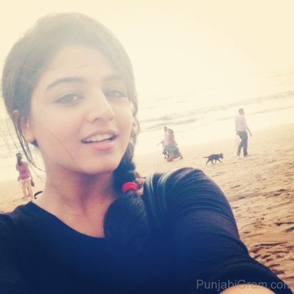 Photo Of Wonderful Wamiqa Gabbi 414