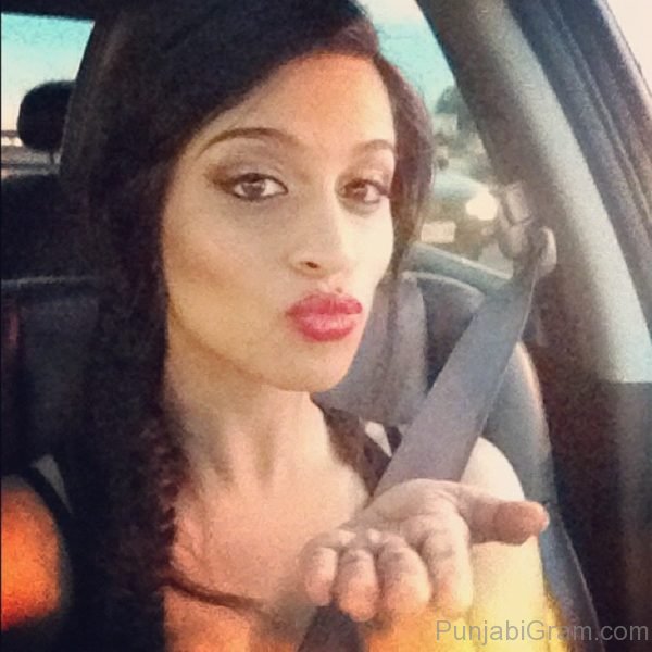 Photograph Of Lilly Singh Looking Nice 1