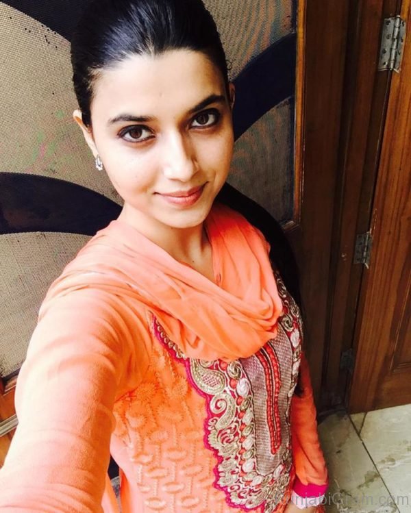 Photograph Of Nimrat Khaira Looking Splendid