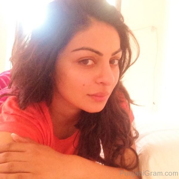 Photograph Of Punjabi Celeb Neeru Bajwa