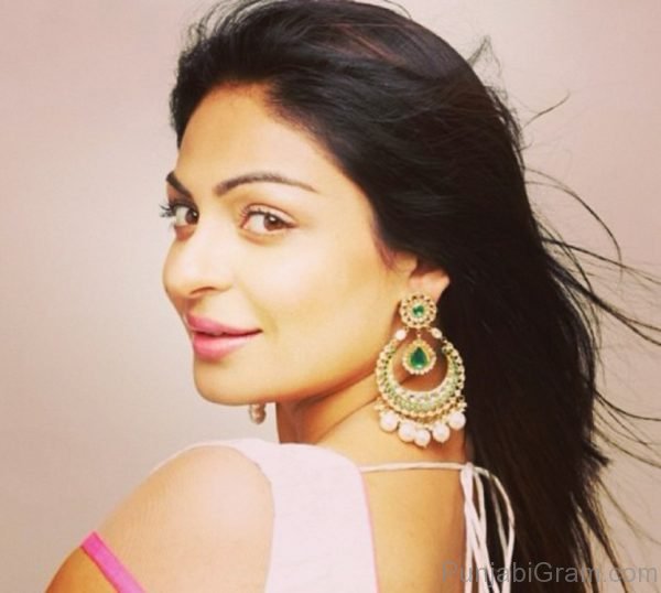 Pic Of Admirable Neeru Bajwa