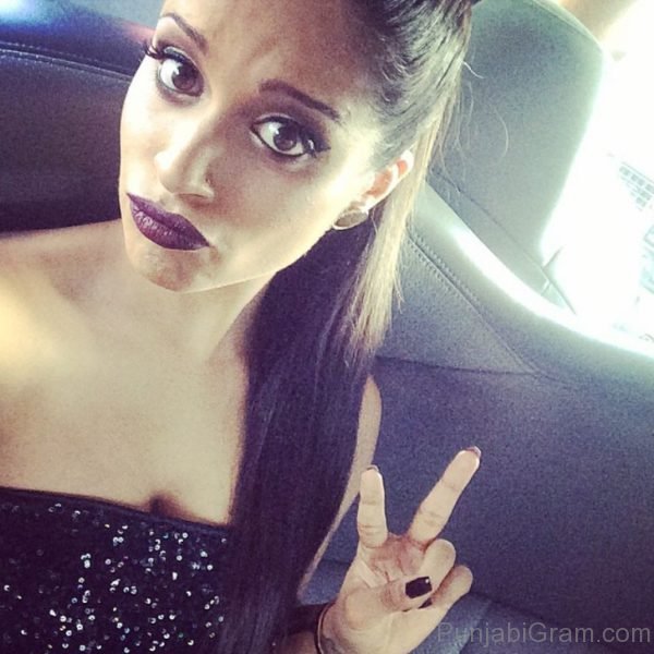 Pic Of Fabulous Lilly Singh 1