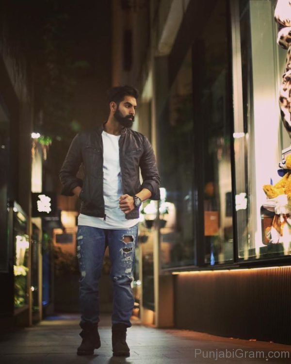 Pic Of Fashionable Parmish Verma-104