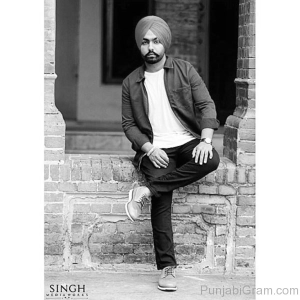 Pic Of Impressive Ammy Virk 538