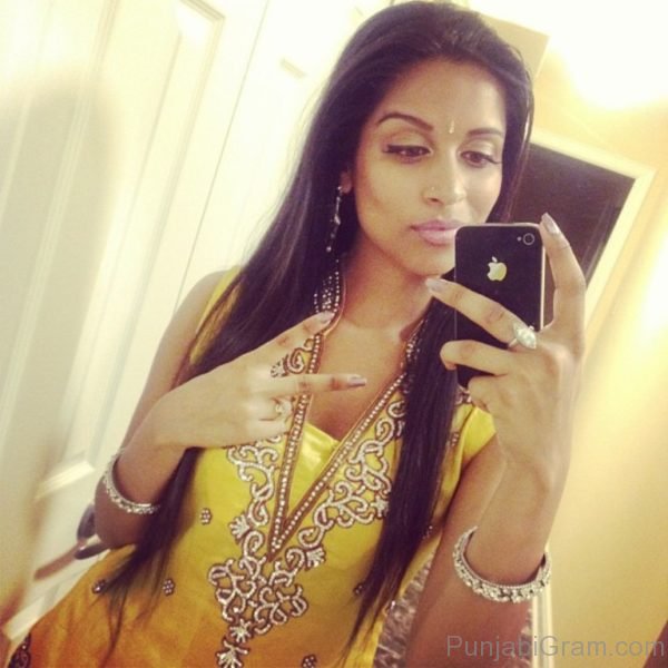 Pic Of Lilly Singh