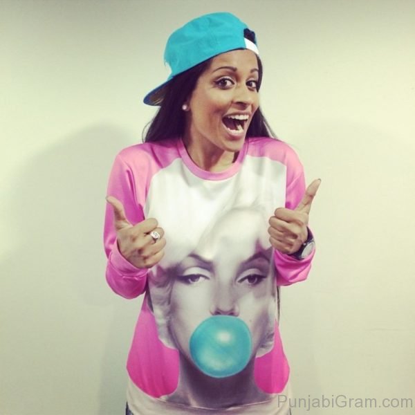 Pic Of Lilly Singh Looking Classy 2